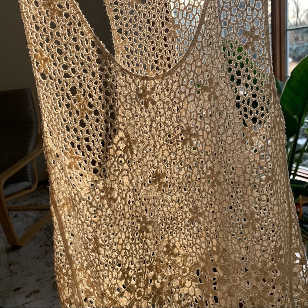 Suzy Shier Crochet Tank - Picture 9 of 10